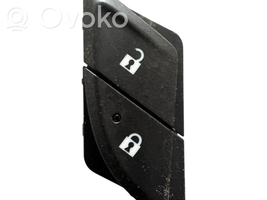 Opel Insignia B Central locking switch button 