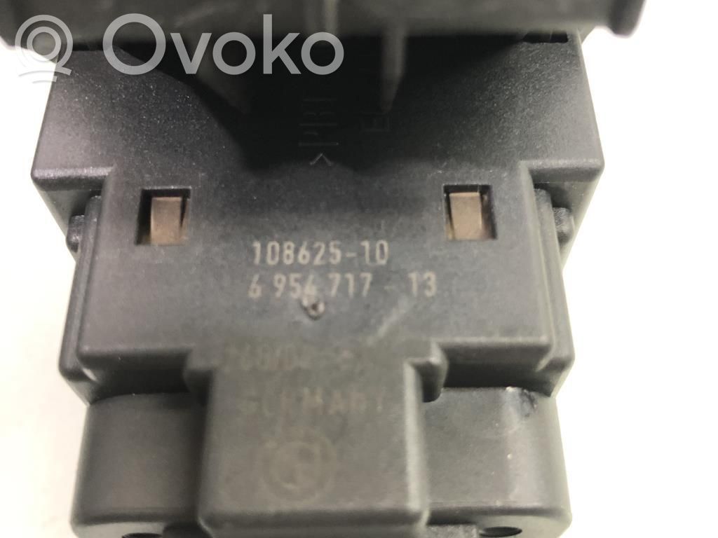 BMW 1 E81 E87 Ignition key card reader 