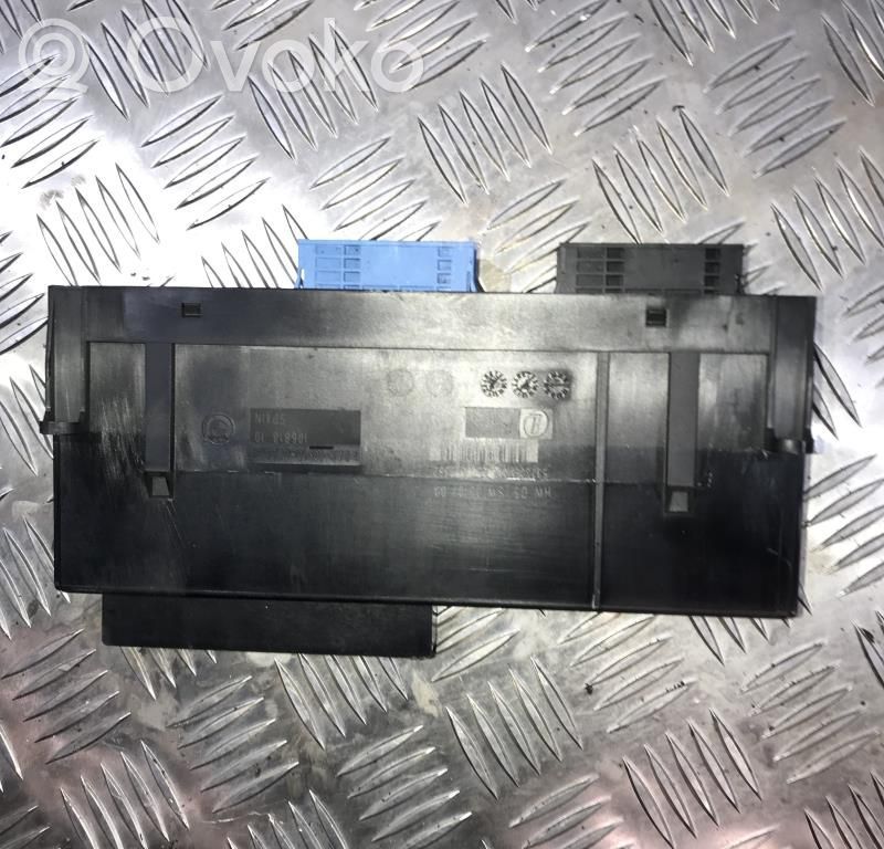 BMW 1 E81 E87 Engine control unit/module 