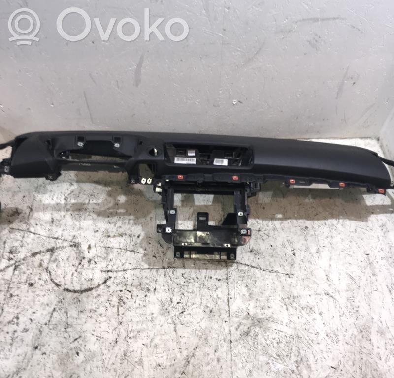 BMW 1 E81 E87 Panelė 
