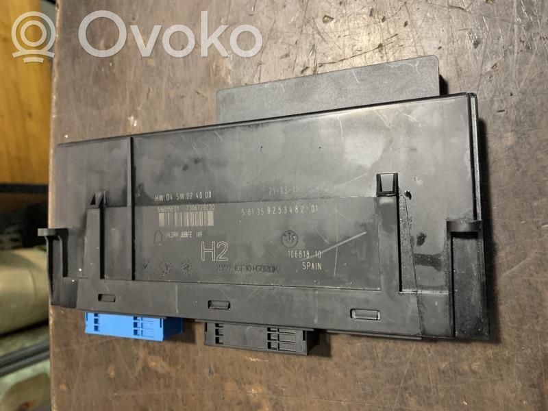 BMW 1 E81 E87 Dzinēja vadības bloks 