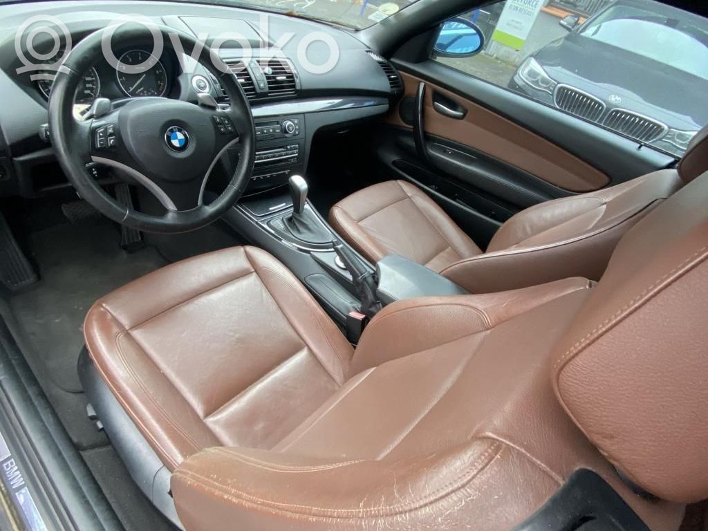 BMW 1 E82 E88 Illuminazione sedili anteriori 