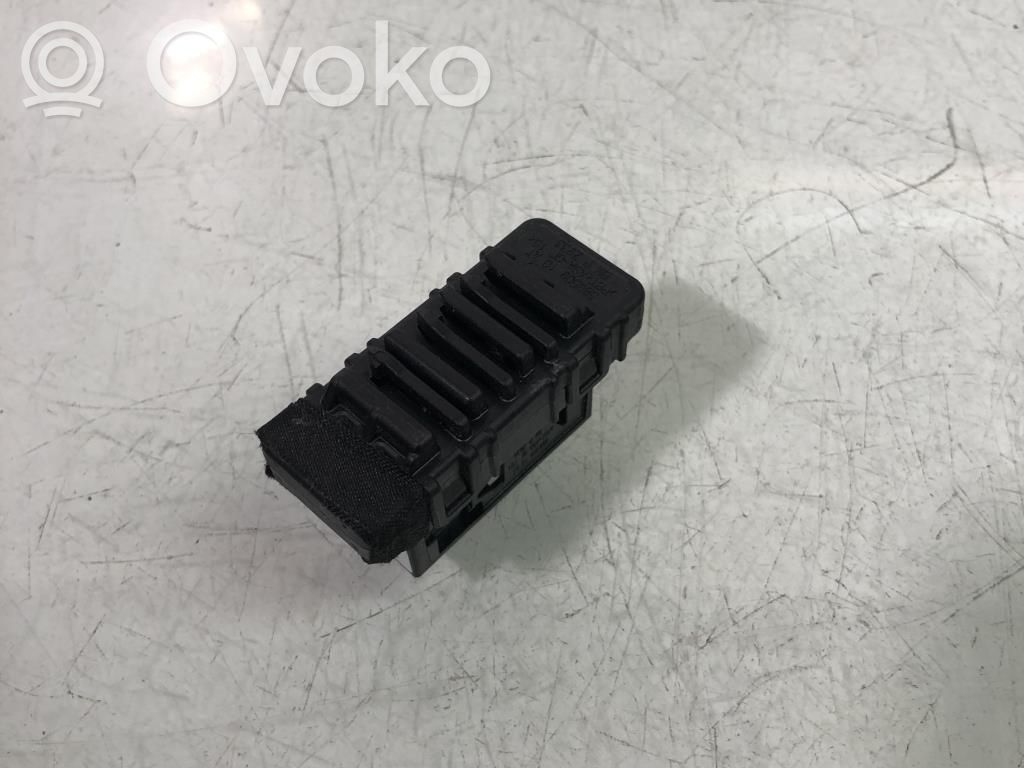 BMW 2 F45 Senzor 