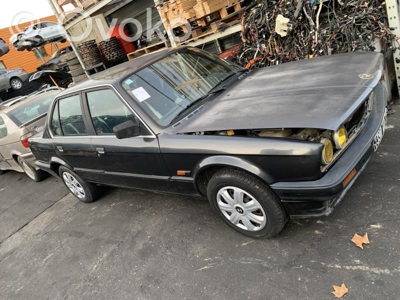 BMW 3 E30 Дверь 