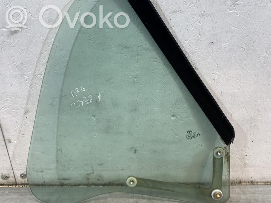 BMW 3 E36 Rear door window glass 