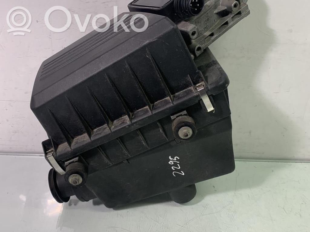 BMW 3 E36 Air filter box 