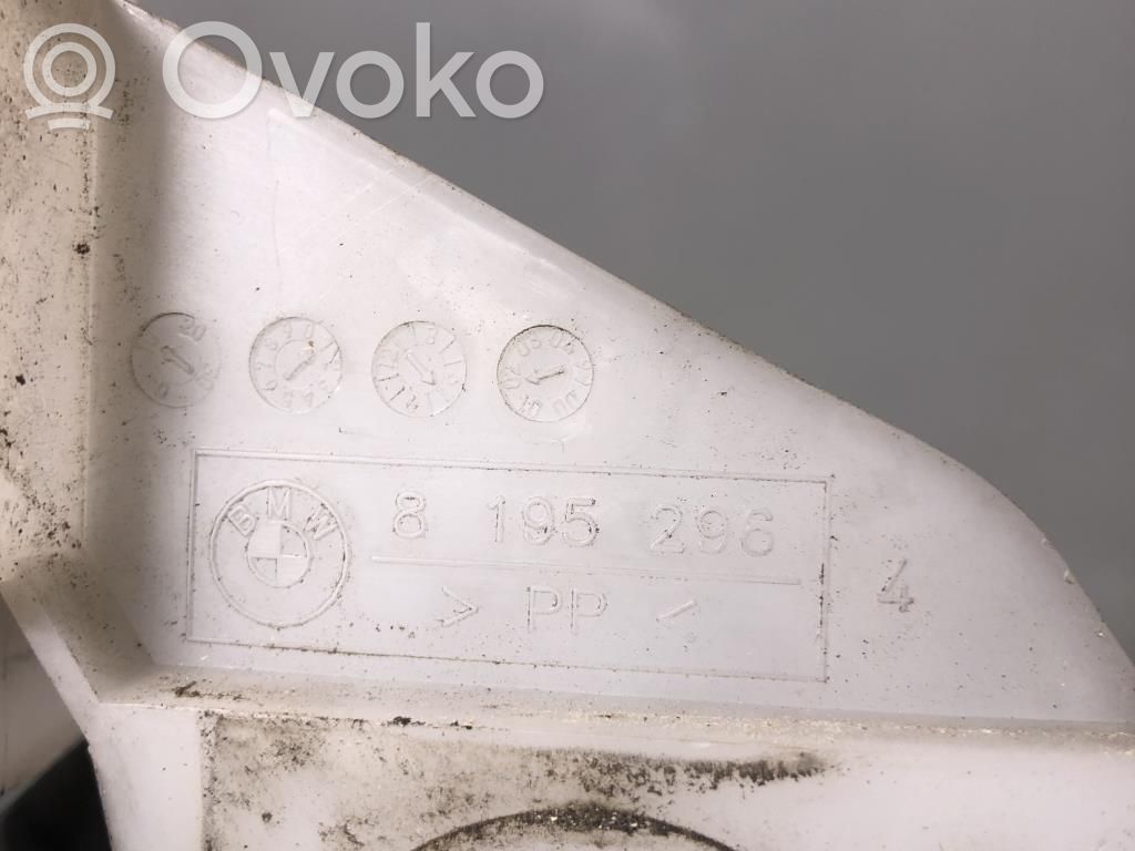BMW 3 E46 Fender mounting bracket 