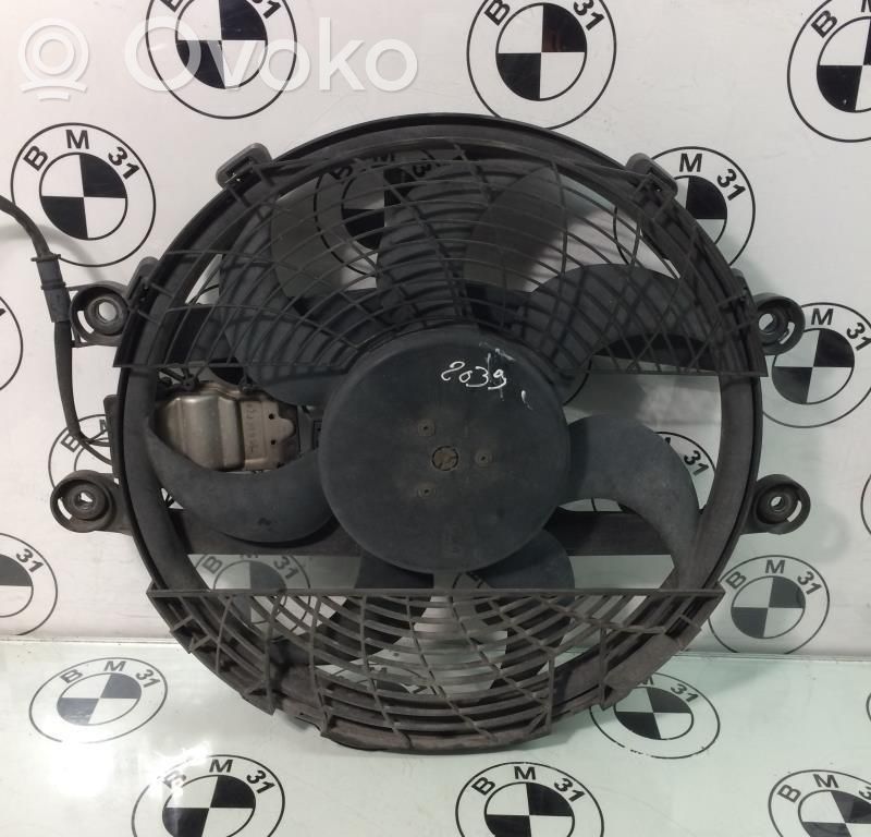 BMW 3 E46 Elektrisks radiatoru ventilators 