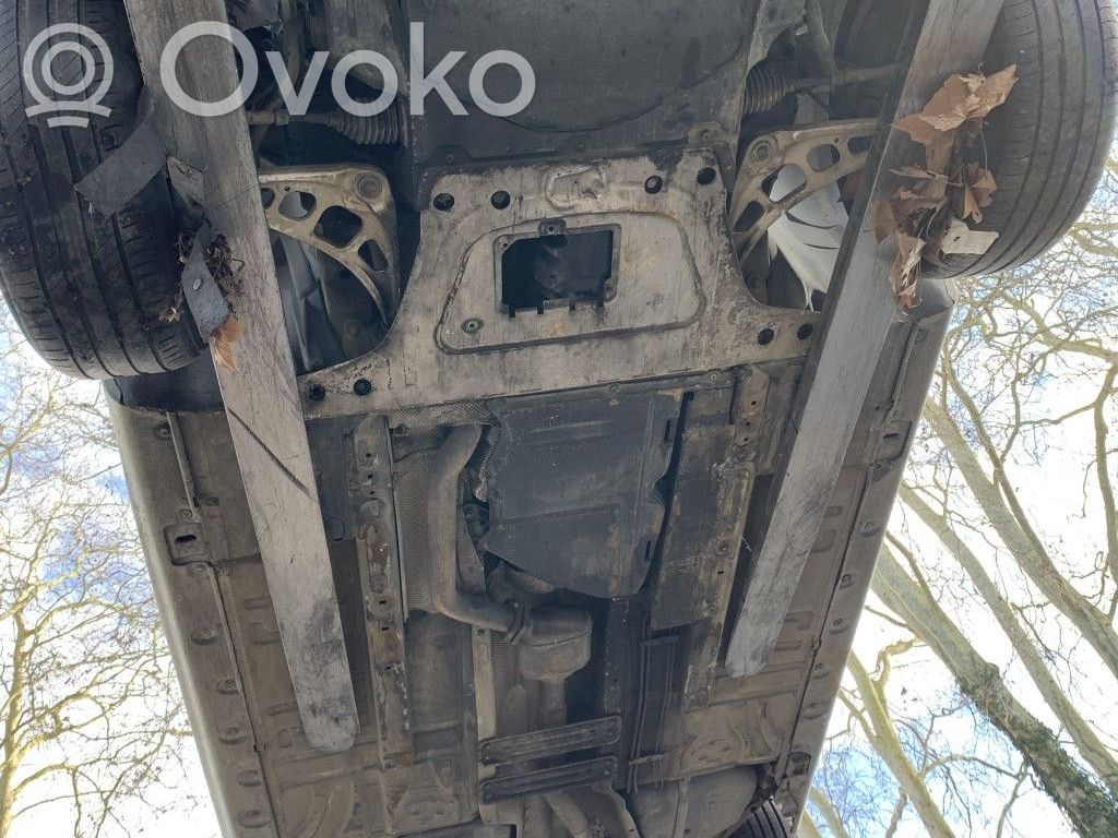 BMW 3 E46 Priekšpusē amortizators ar atsperi 