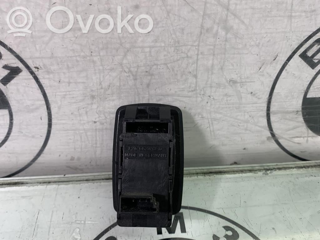 BMW 3 E90 E91 Citu veidu slēdži / pogas / pārslēdzēji 