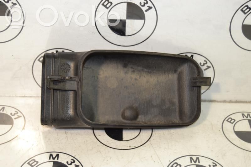 BMW 3 E90 E91 Einzelteil Lufteinlasskanal 