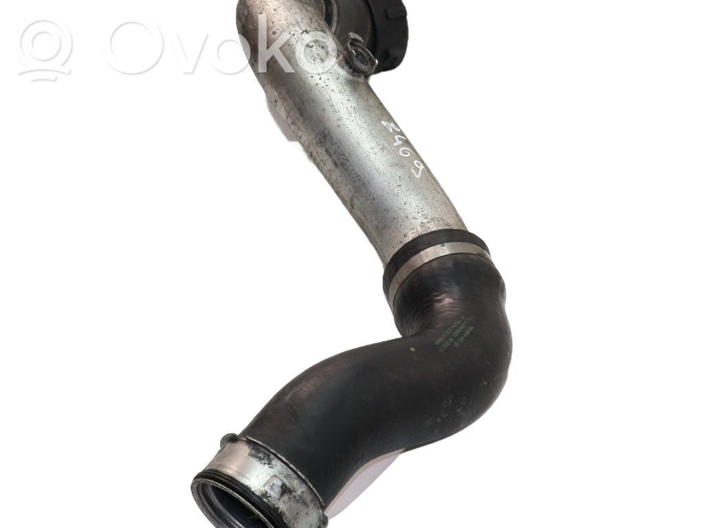 BMW 3 E90 E91 Air intake hose/pipe 
