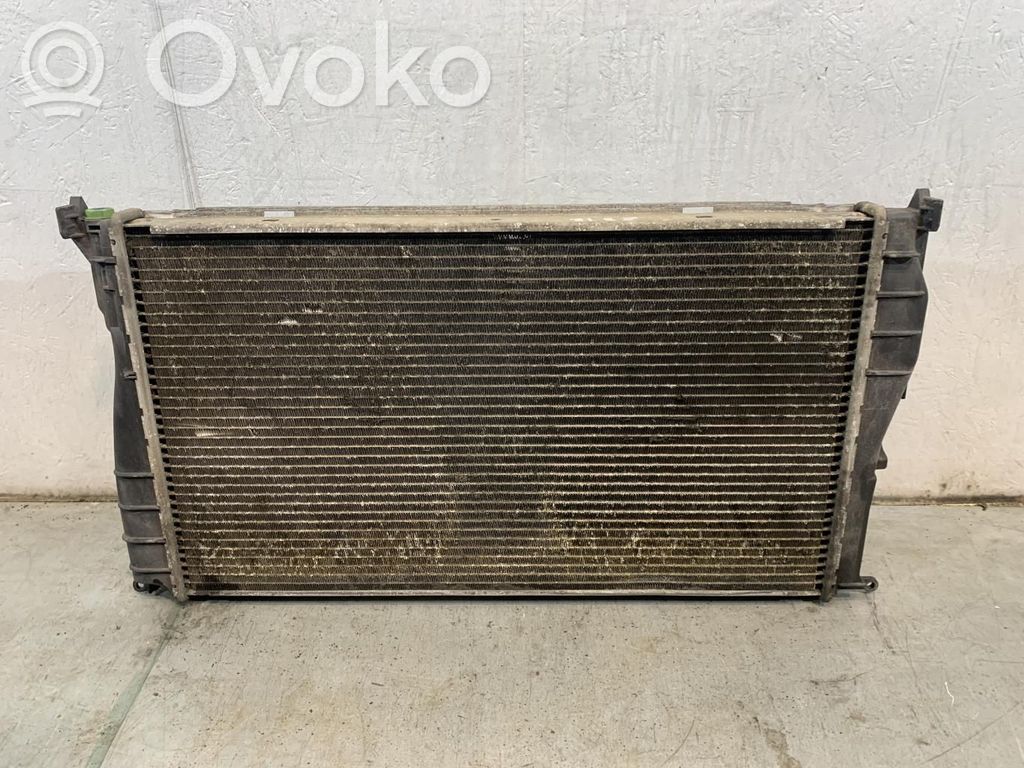 BMW 3 E90 E91 Aušinimo skysčio radiatorius 