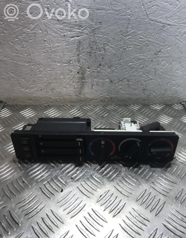 BMW 5 E34 Climate control unit 