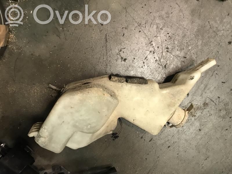 BMW 5 E34 Langų skysčio bakelis 