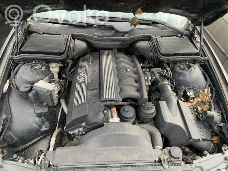 BMW 5 E39 Engine control unit/module 