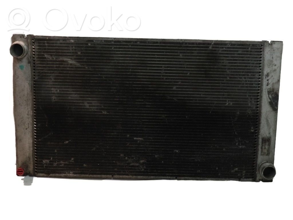 BMW 5 E60 E61 Aušinimo skysčio radiatorius 