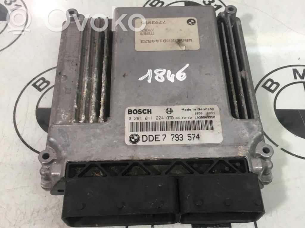 BMW 5 E60 E61 Engine control unit/module 