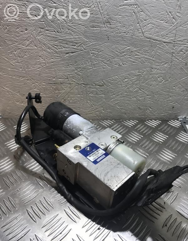 BMW 5 E60 E61 Convertible roof hydraulic pump 