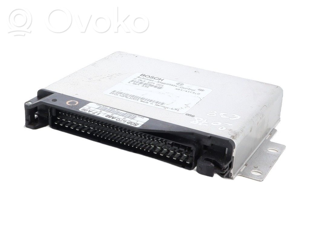 BMW 7 E38 Engine control unit/module 