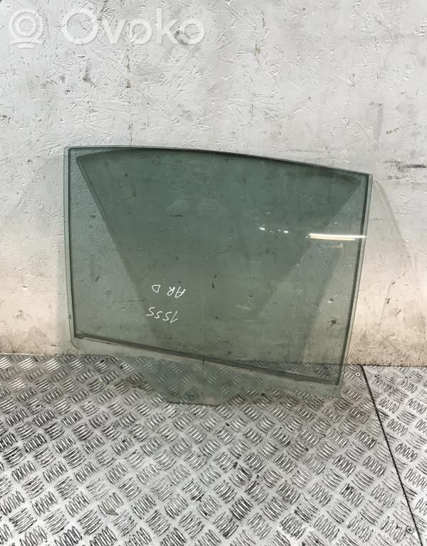 Luna de la puerta trasera   51358223810