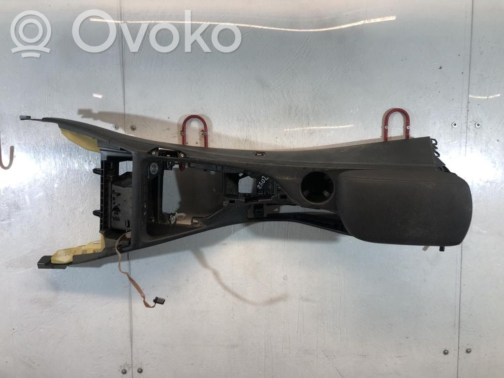 BMW X1 E84 Center console 