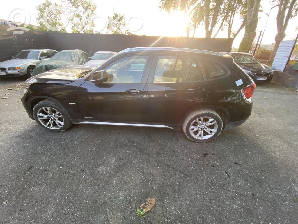 BMW X1 E84 Sill 
