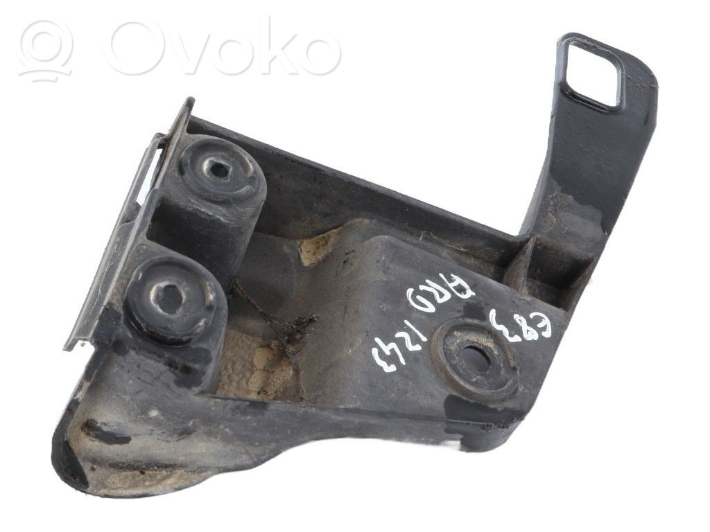BMW X3 E83 Soporte de montaje del parachoques trasero 