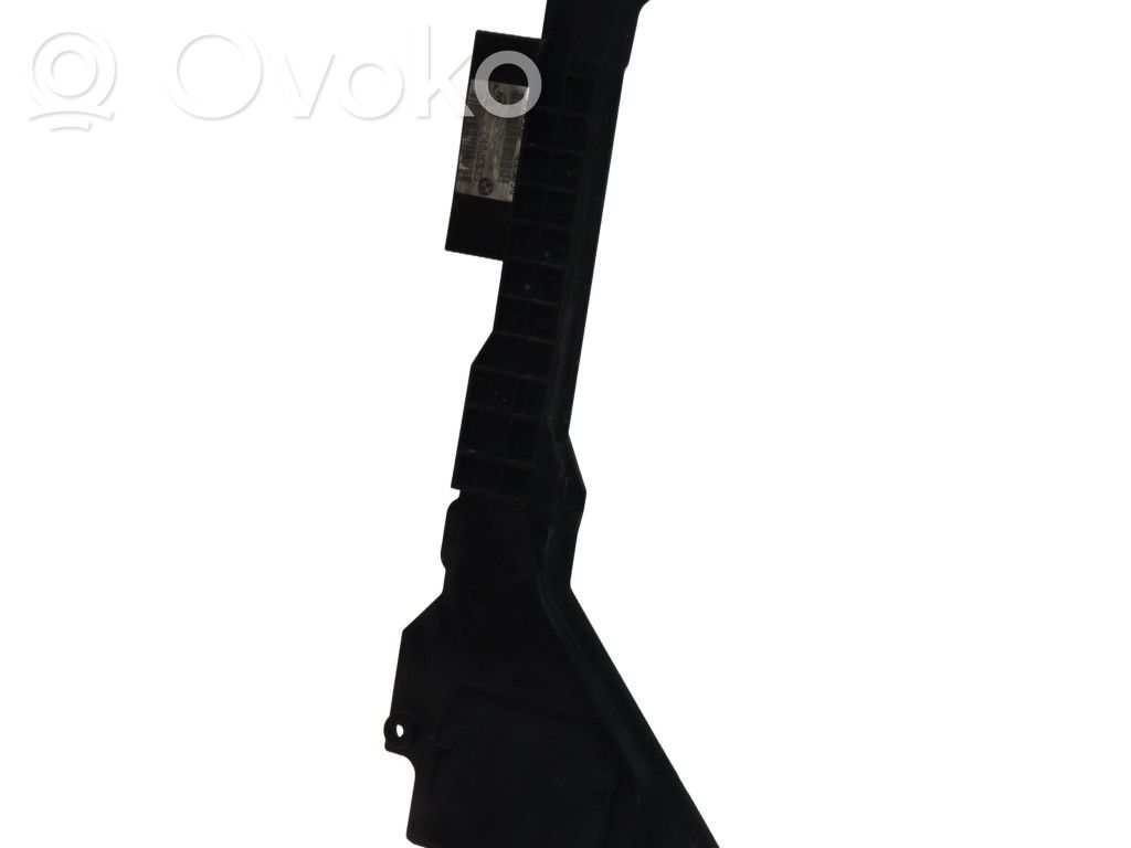 BMW X3 E83 Radiator mount bracket 