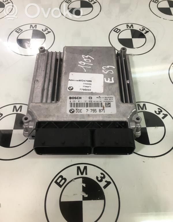 BMW X3 E83 Engine control unit/module 