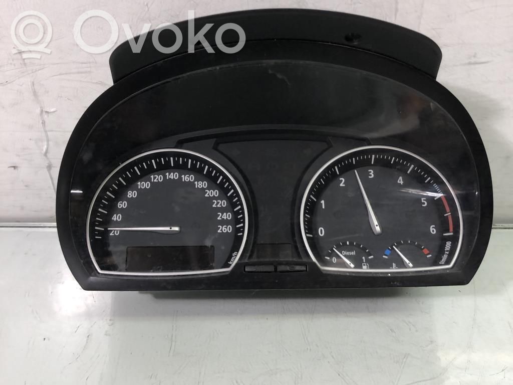 BMW X3 E83 Speedometer (instrument cluster) 