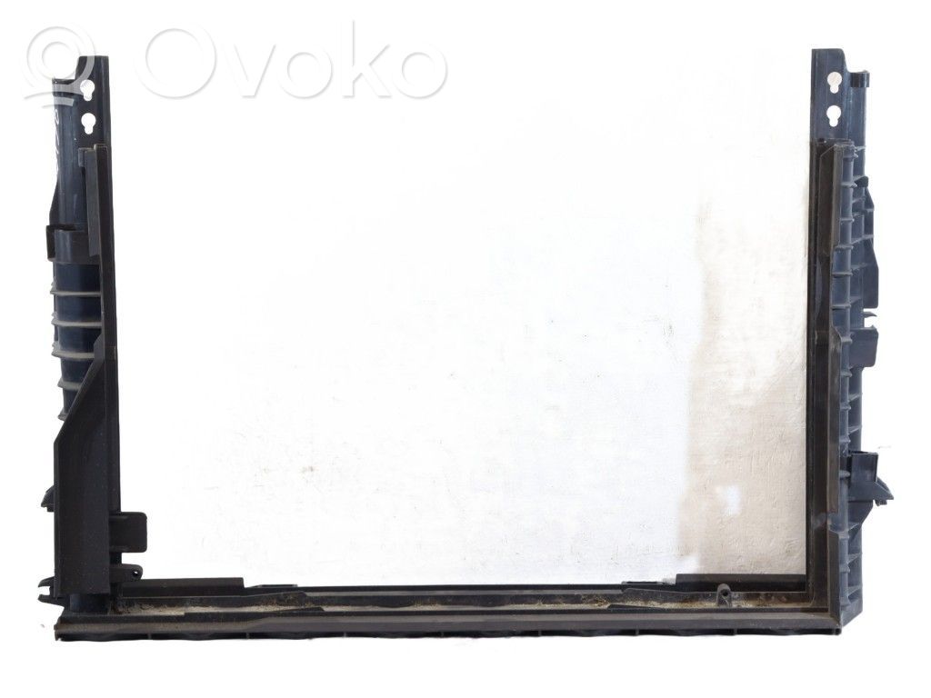 BMW 6 E63 E64 Radiator mount bracket 