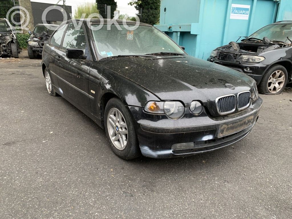 BMW 3 E46 Priekšpusē amortizators ar atsperi 