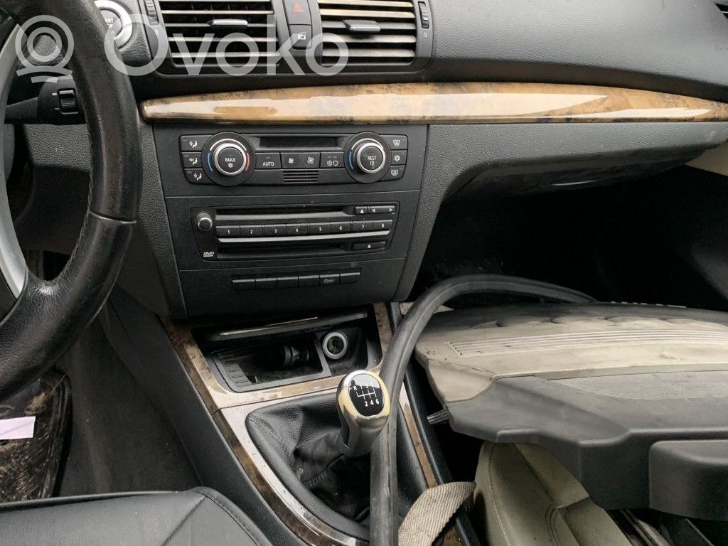 BMW 1 E82 E88 Screen/display/small screen 