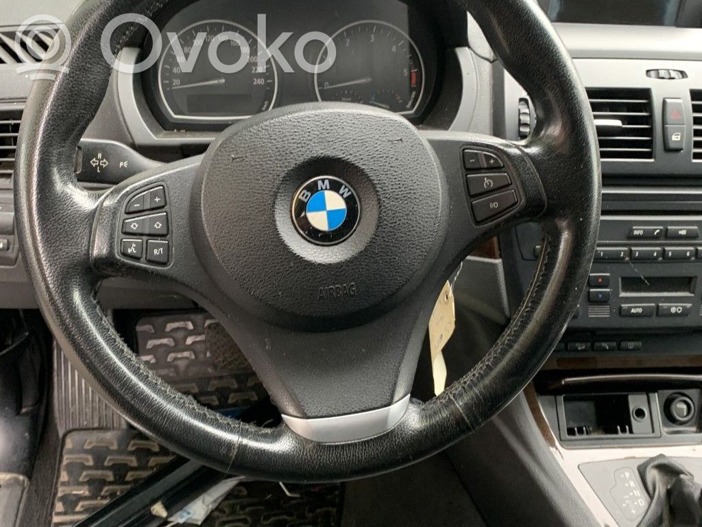 BMW X3 E83 Speedometer (instrument cluster) 