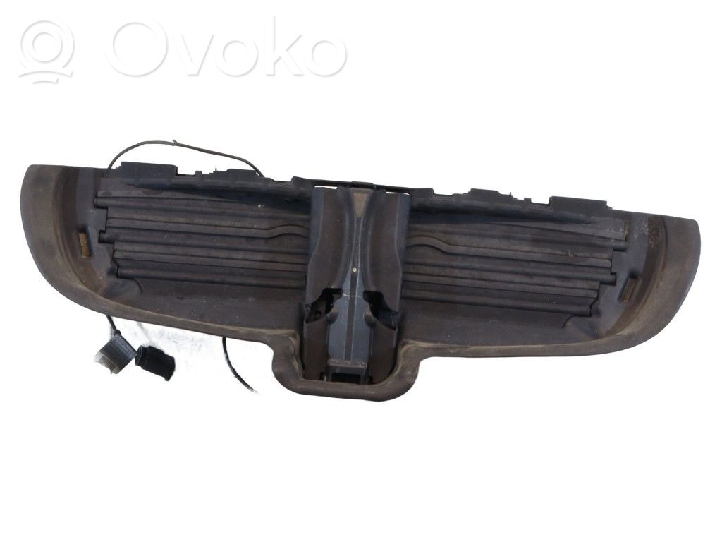 Radiatoru panelis   51647174450