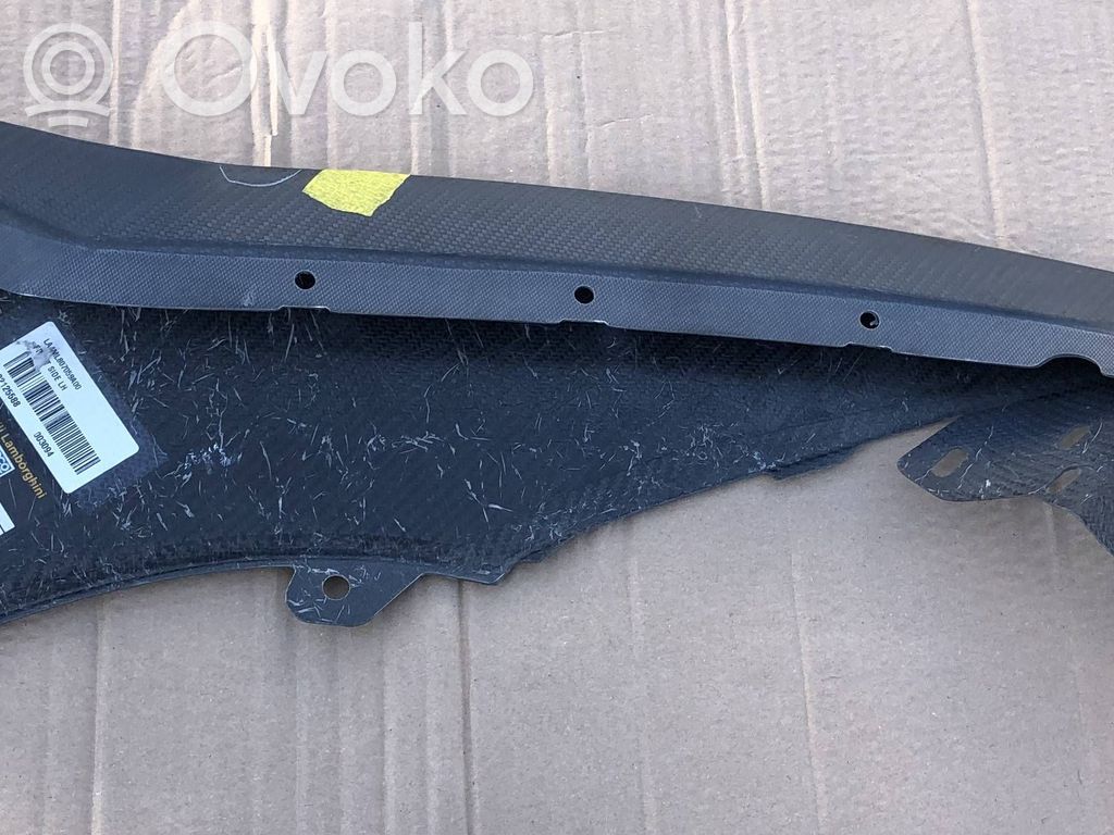 Lamborghini Urus Front bumper lower grill 