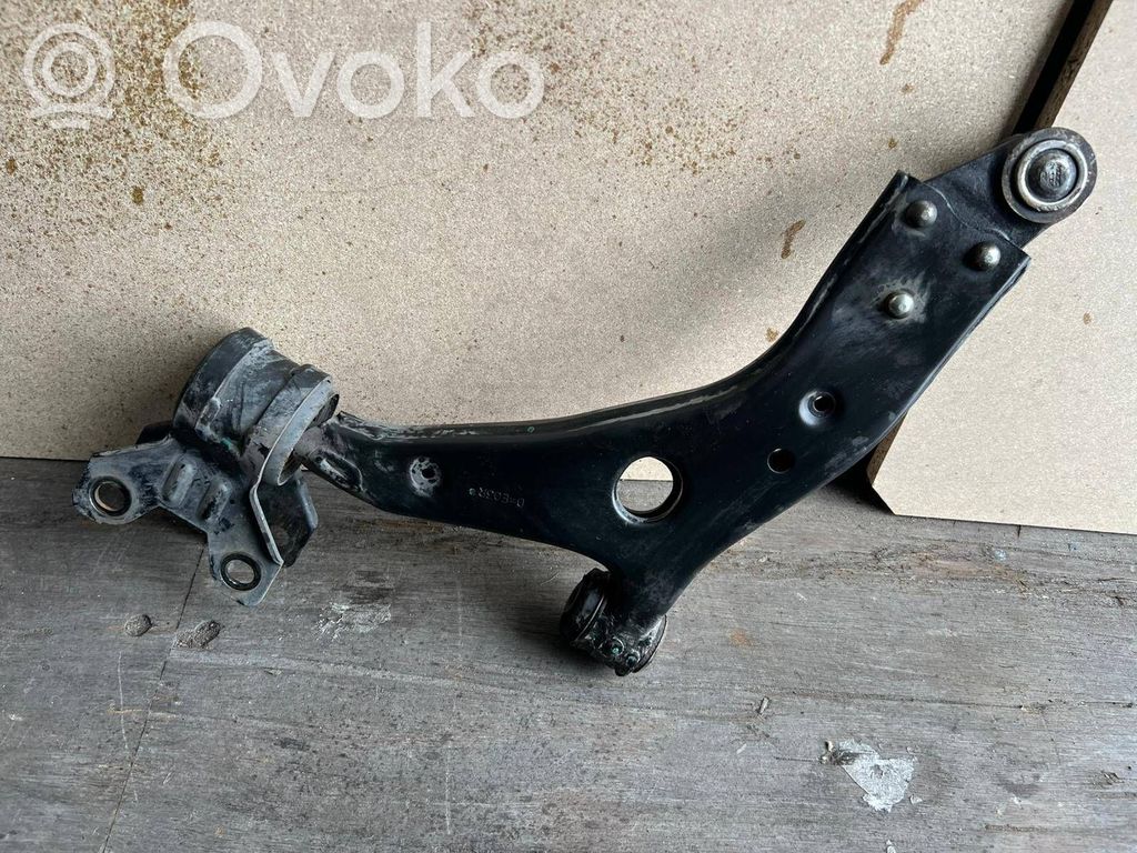 Priekinė šakė   CV613A262
