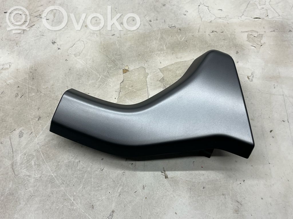 Cupra Born Kita panelės detalė 