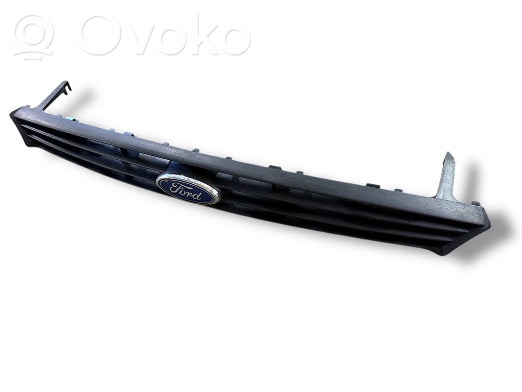 Ford Focus Grotelės priekinės 