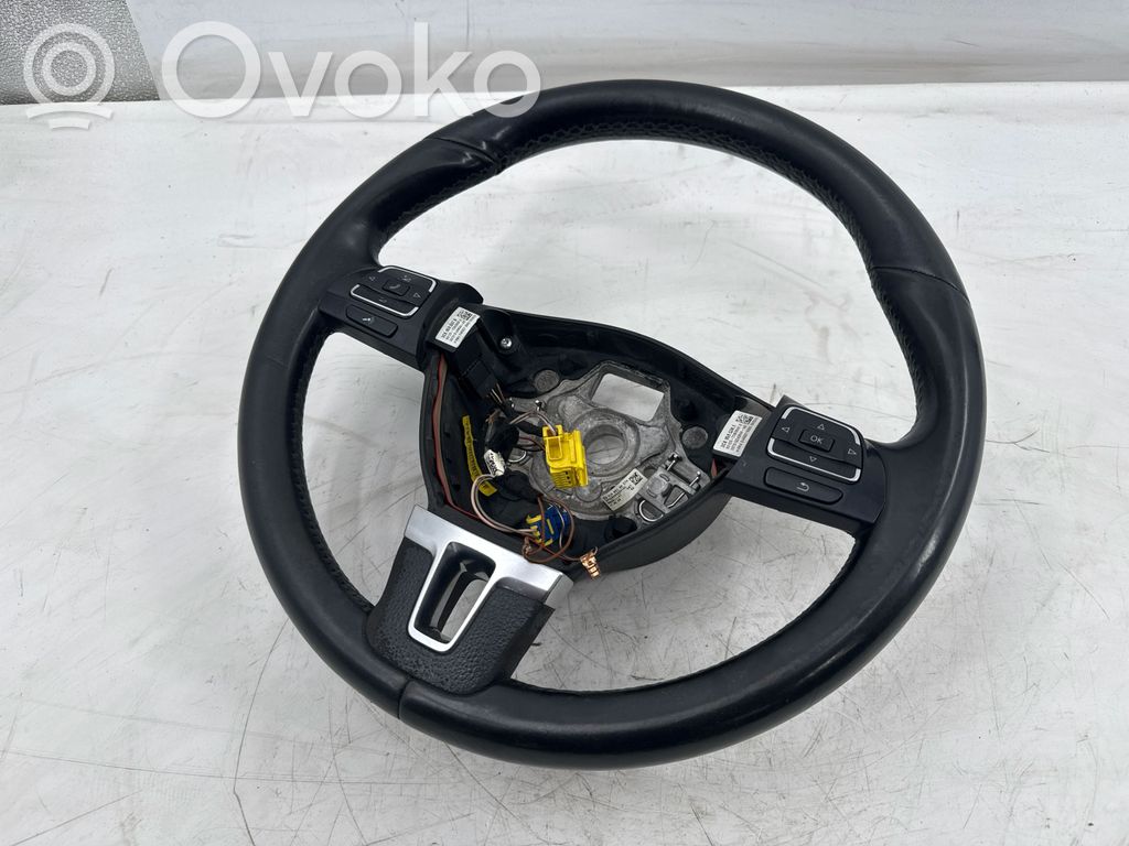 Volkswagen PASSAT B6 Steering wheel 