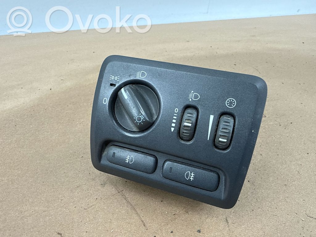 Volvo XC70 Light switch 