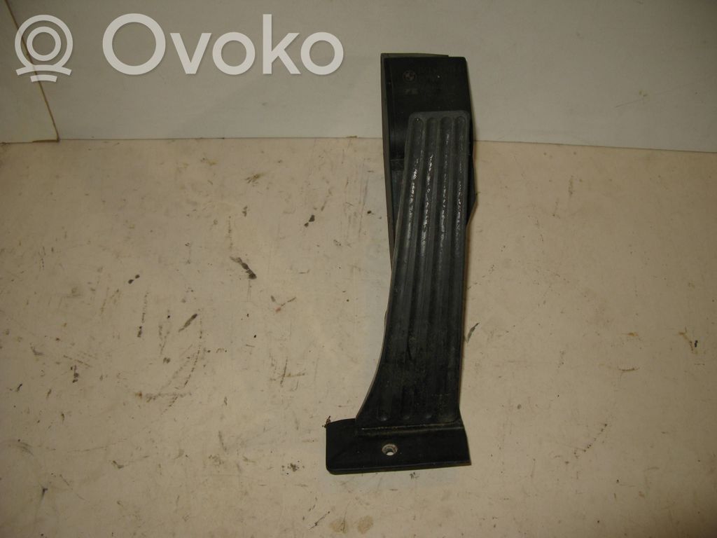 Akceleratoriaus pedalas   6791473,25916010,180711T