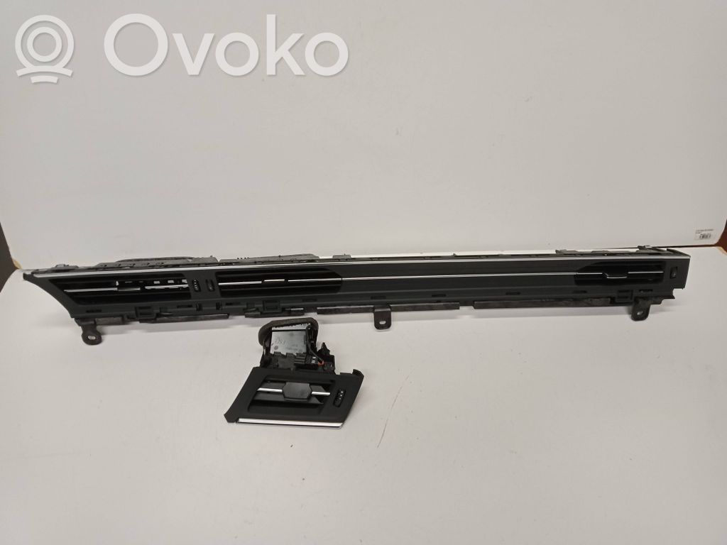 Audi A6 S6 C8 4K Centrinės oro grotelės 
