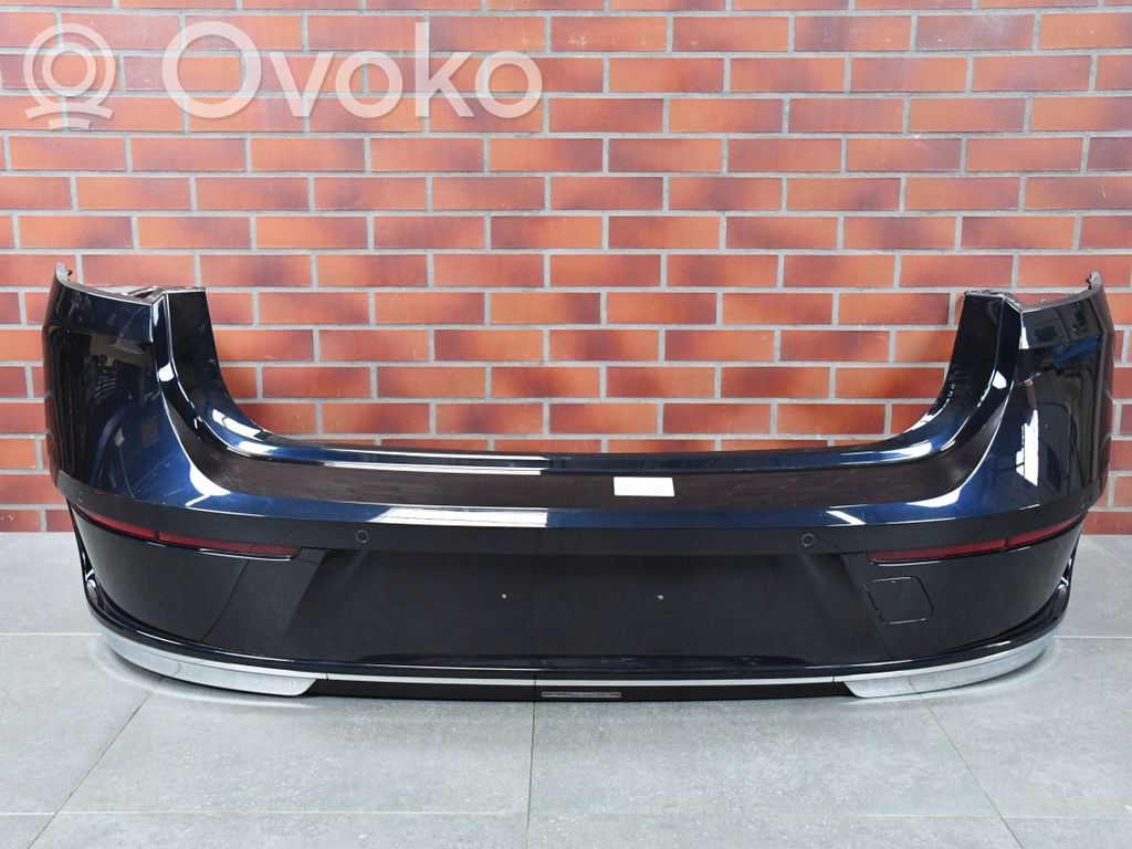BMW 7 G70 Bamperis 
