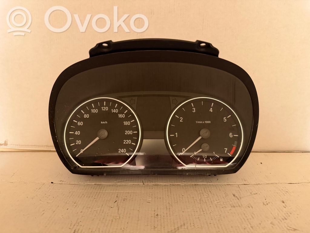BMW 1 E81 E87 Spidometrs (instrumentu panelī) 