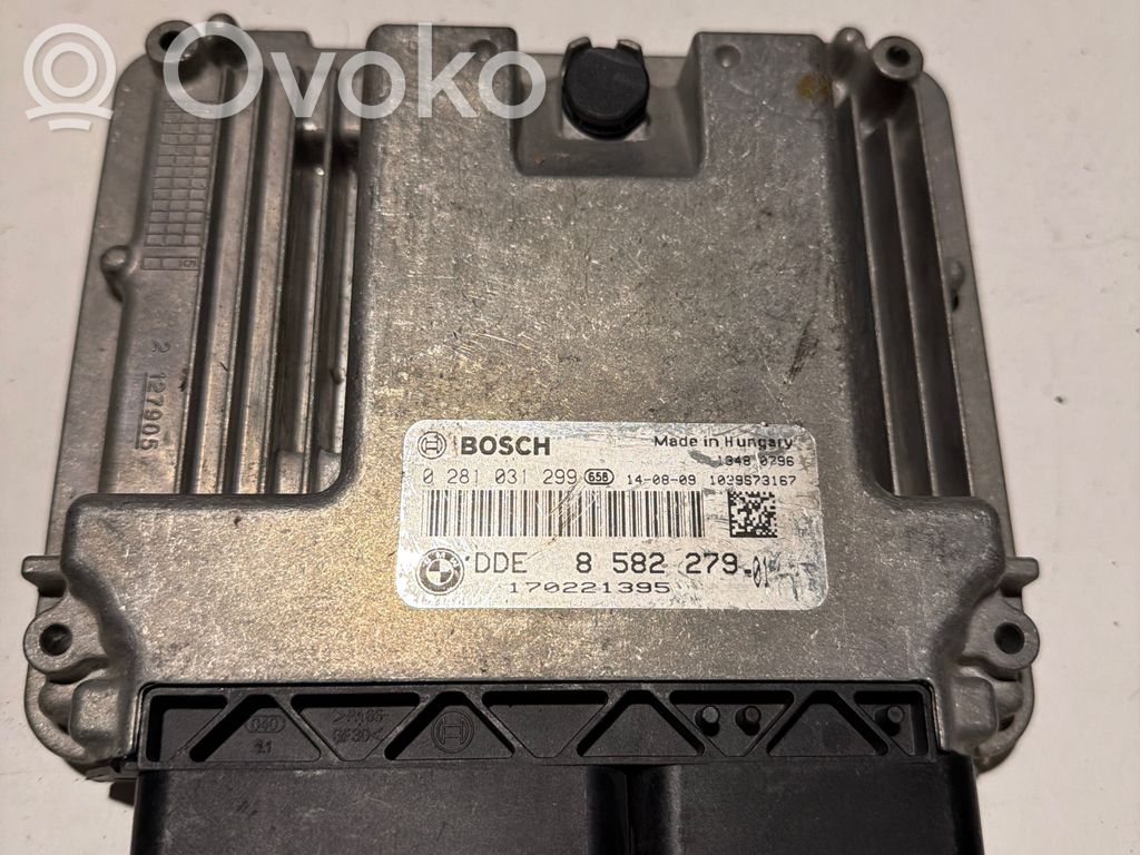 BMW 3 F30 F35 F31 Variklio valdymo blokas 