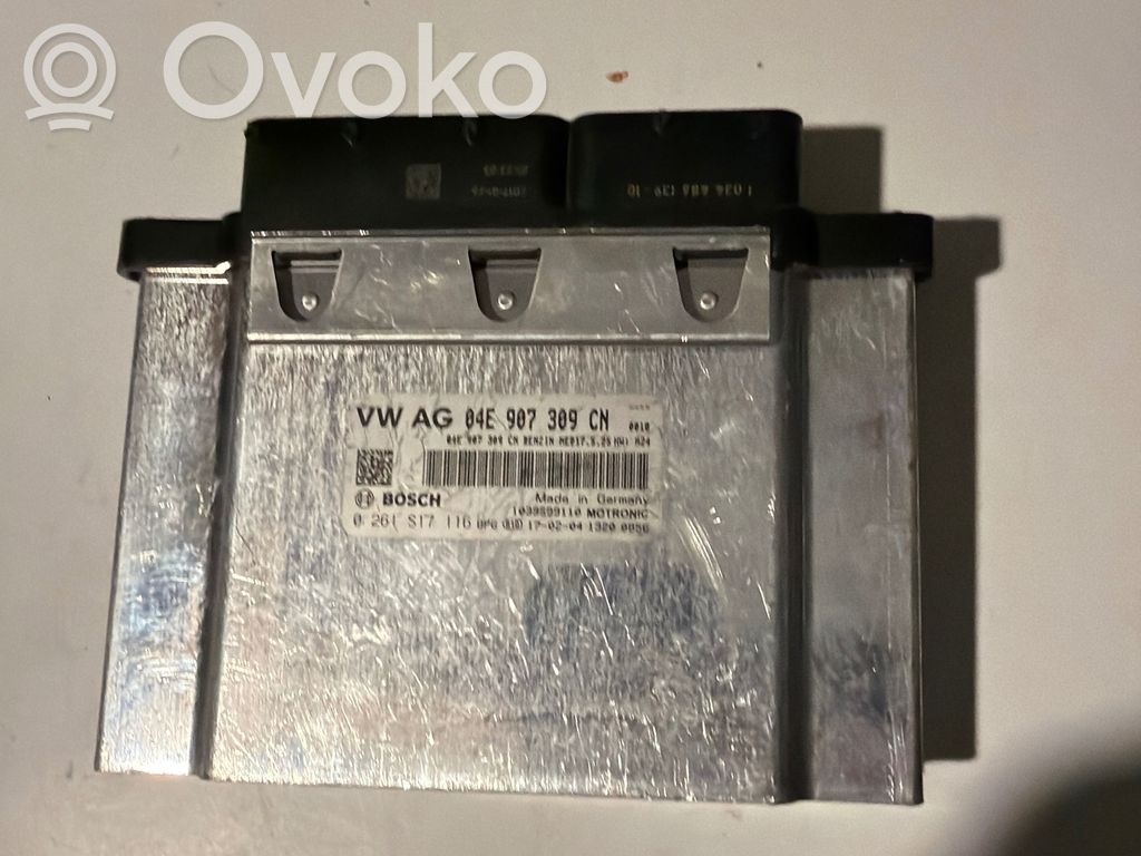Audi Q3 8U Engine control unit/module 