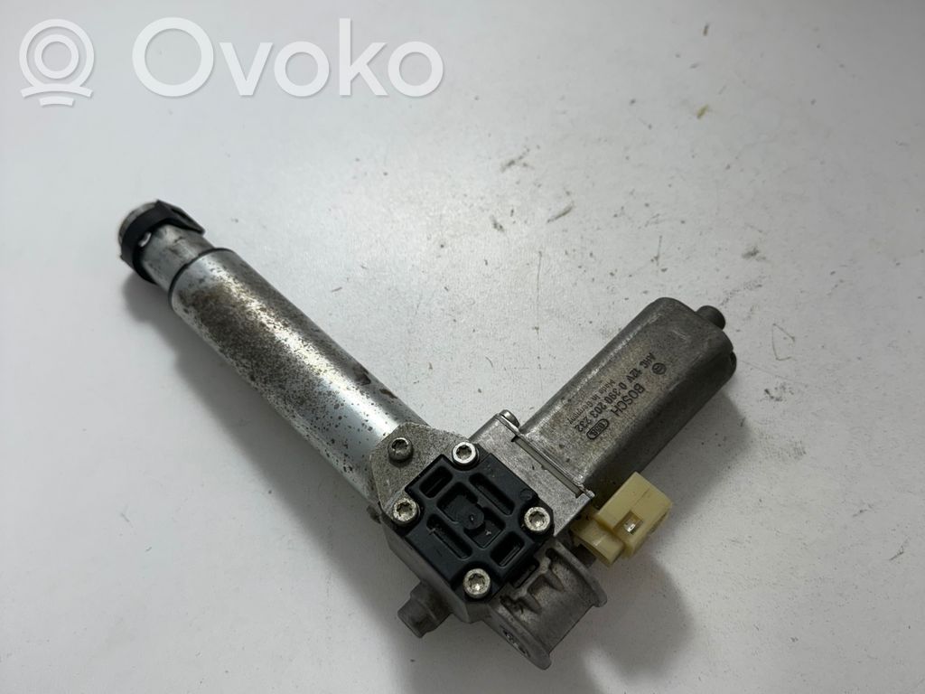 BMW 7 E65 E66 Istuimen säätömoottori 
