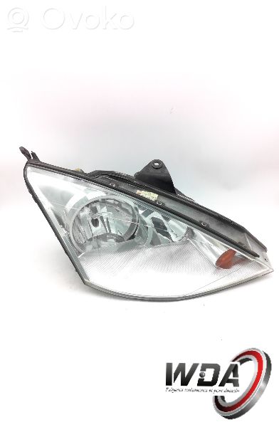 Ford Focus Headlight/headlamp 